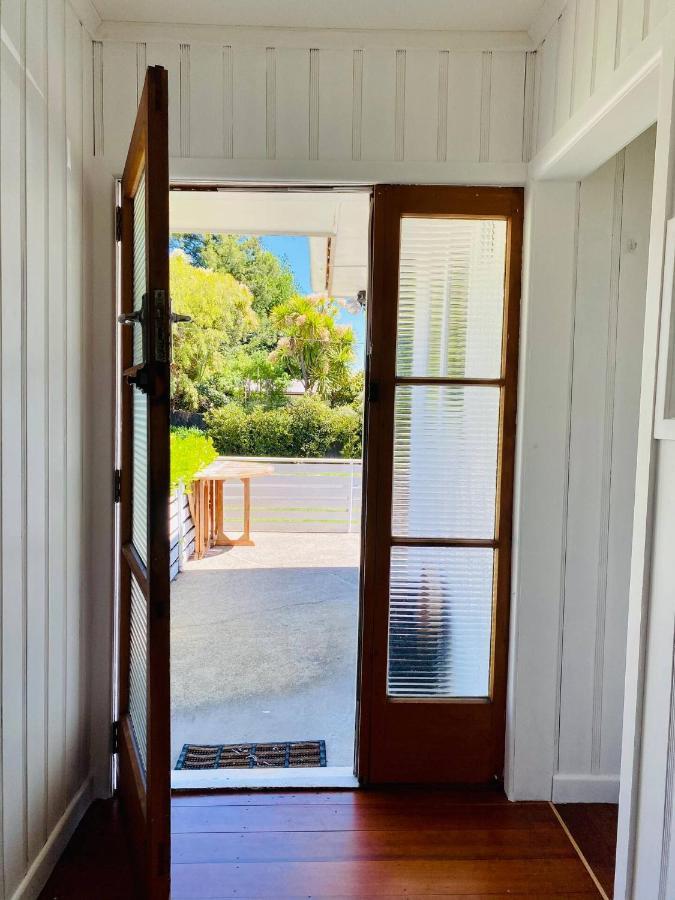 Serene Lake Taupo Abode エクステリア 写真